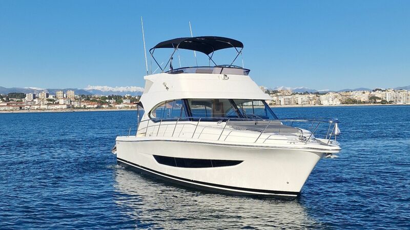 RIVIERA 39 FLY 